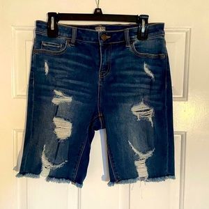 New York and Company Jean shorts size 6